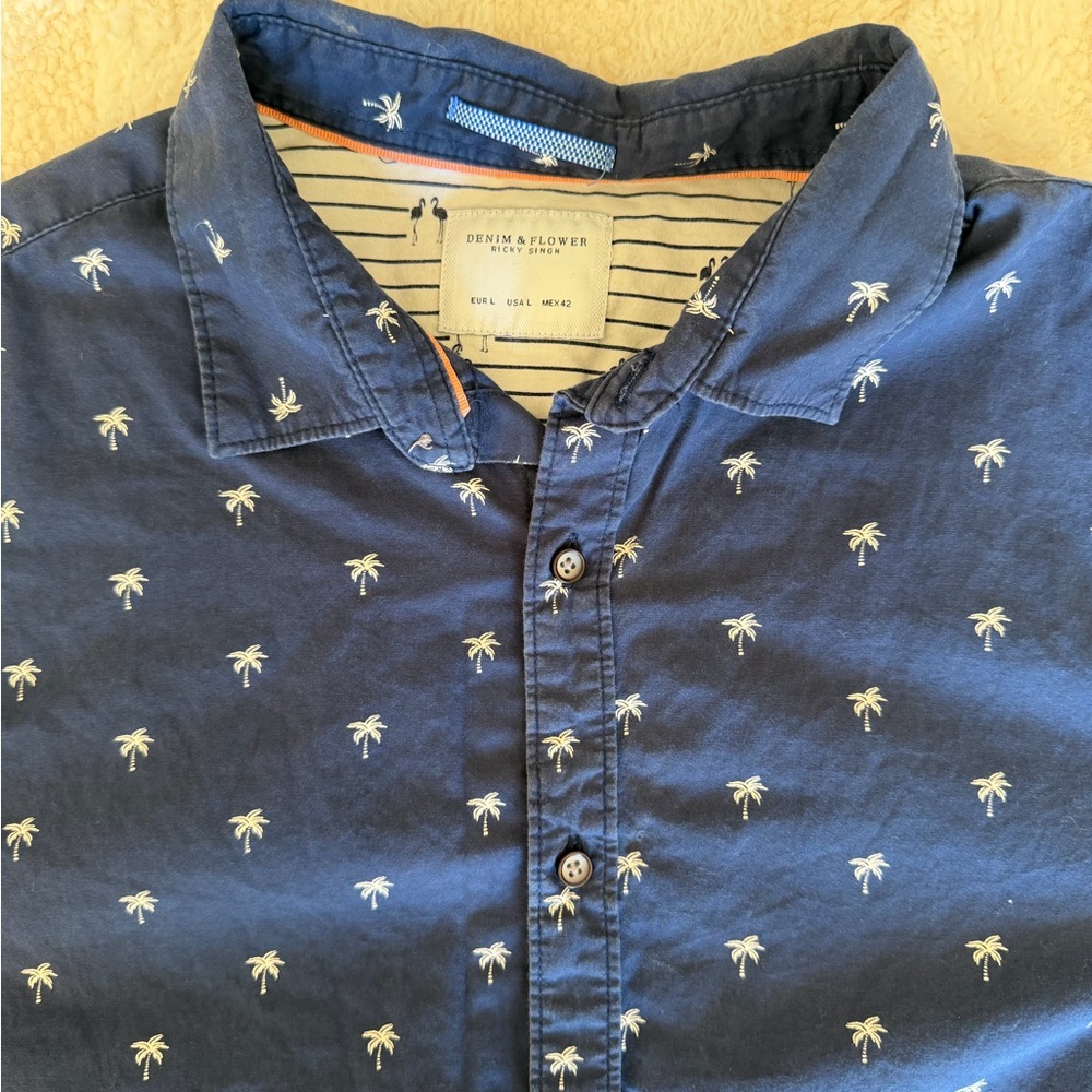 Dark Blue Palm Tree button down - Picture 3 of 3